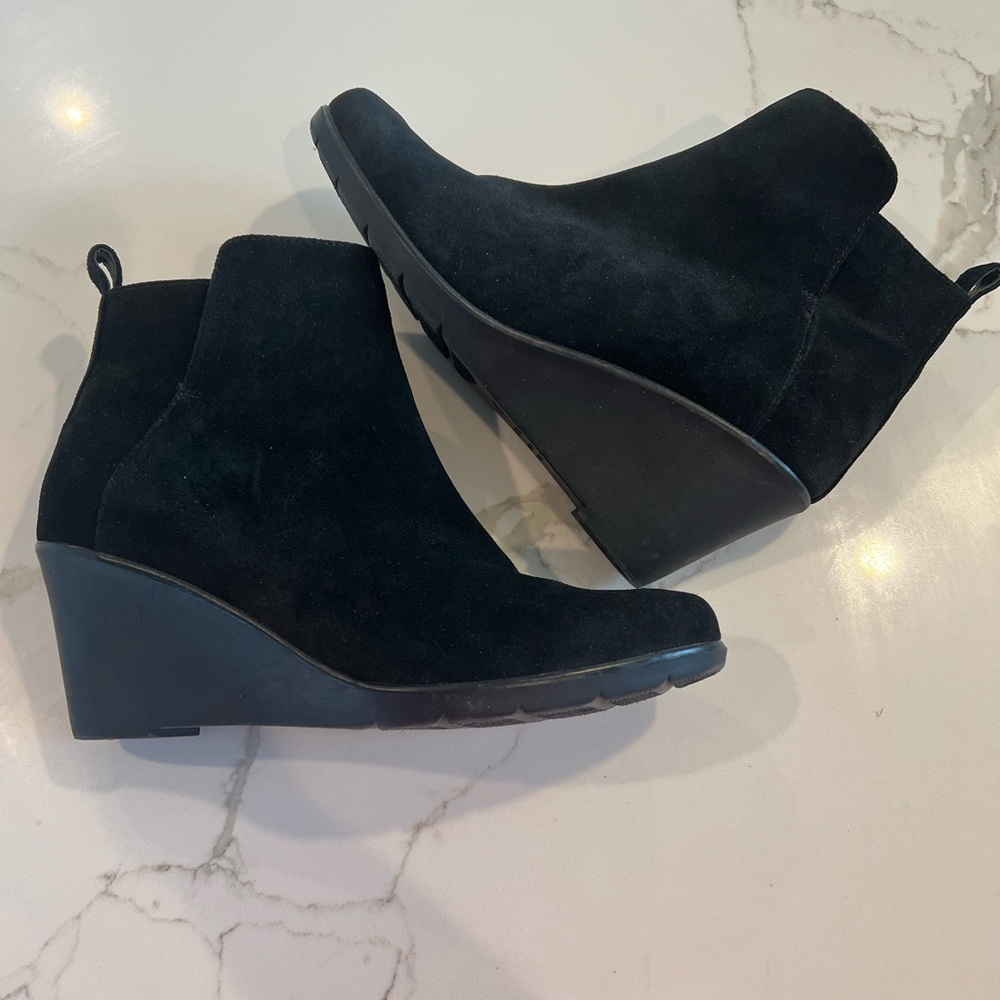 Blondo Waterproof Booties